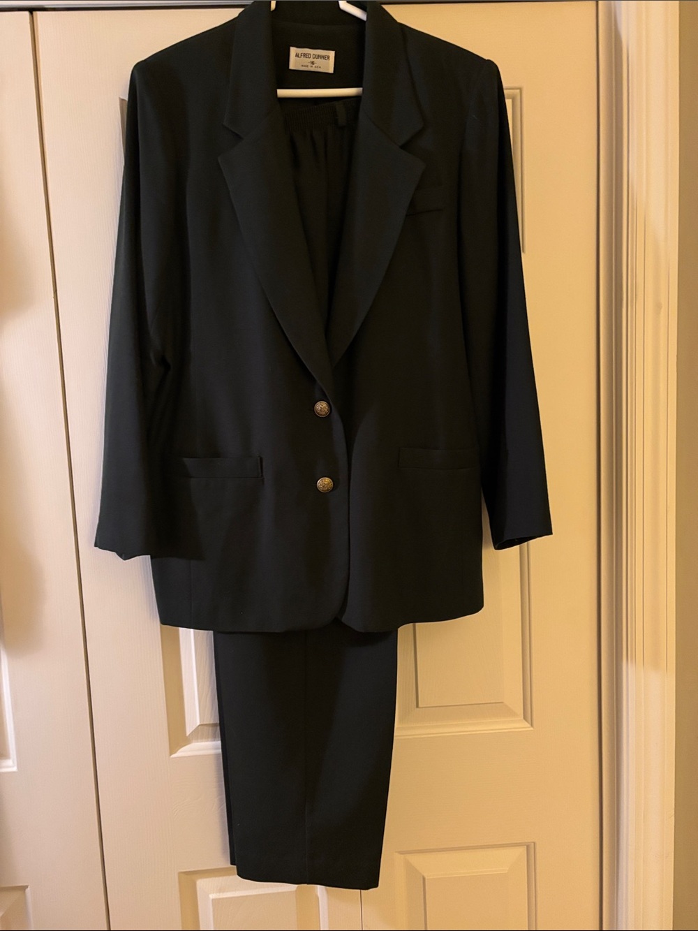 Alfred Dunner VintageOlive Green Women's 2-Piece Suit - Classic Blazer & Pants